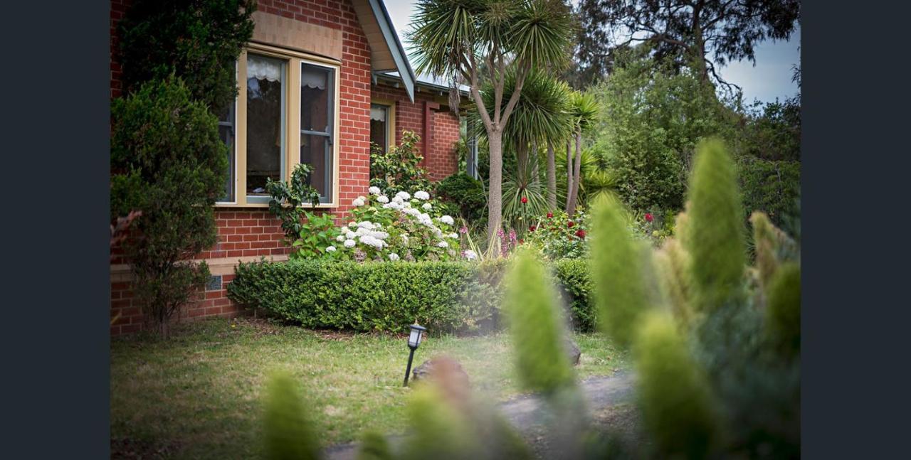 Faulty Towers Bed & Breakfast Wallington Exterior foto